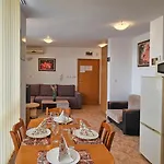 Anita Apartman Napospart